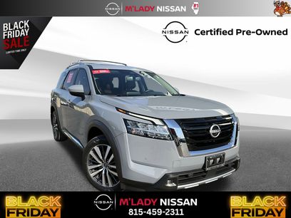 Certified 2022 Nissan Pathfinder Platinum w/ Cargo Package