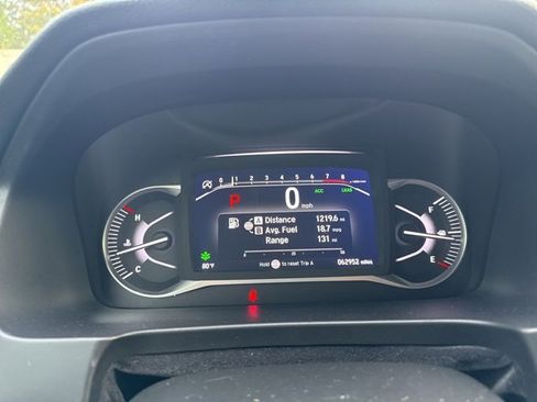 Used 2023 Honda Passport EX-L image 10