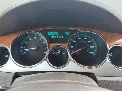Used 2011 Buick Enclave CXL AWD/4WD image 24