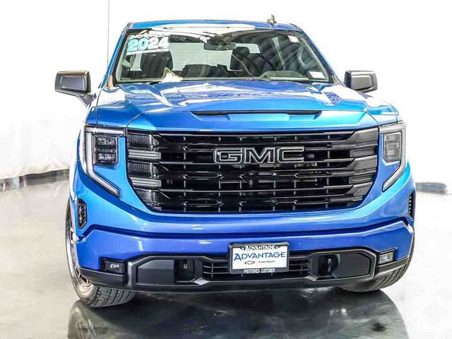 Certified 2024 GMC Sierra 1500 Elevation w/ LPO, Elevation Black Package AWD/4WD image 6