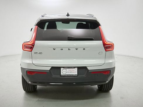 Certified 2023 Volvo XC40 Recharge Ultimate w/ Protection Package Premier image 8