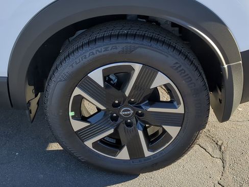 New 2026 Nissan Kicks SV w/ SV Premium Package image 17