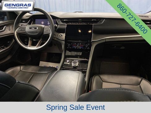 Used 2023 Jeep Grand Cherokee Limited w/ Luxury Tech Group II AWD/4WD image 43