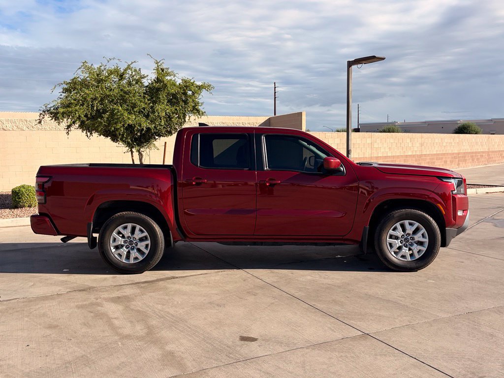 Used 2024 Nissan Frontier SV w/ SV Convenience Package RWD image 6