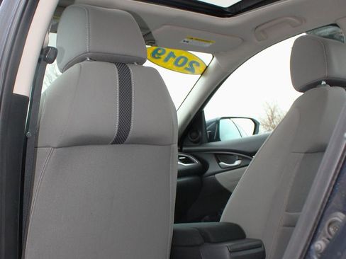 Used 2019 Honda Civic EX image 17