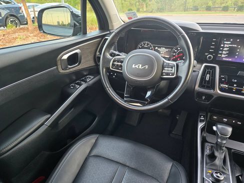 Used 2023 Kia Sorento X-Line EX AWD/4WD image 9