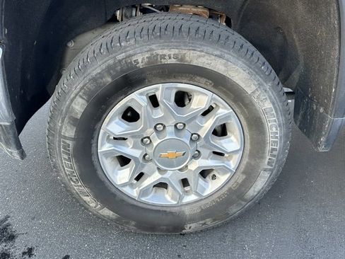 Certified 2023 Chevrolet Silverado 3500 LT w/ All Star Edition image 37