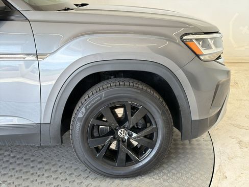 Used 2021 Volkswagen Atlas Cross Sport SE AWD/4WD image 12