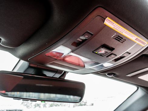 Used 2023 Lexus IS 500 image 31