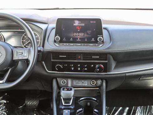 Used 2023 Nissan Rogue S FWD image 15