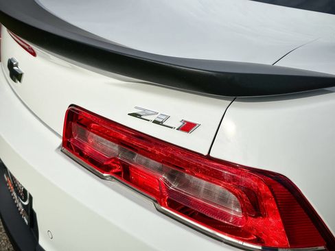 Used 2014 Chevrolet Camaro ZL1 image 31