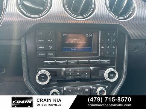 Used 2017 Ford Mustang Coupe RWD image 21