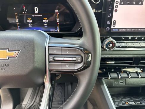 Used 2023 Chevrolet Colorado LT w/ LT Convenience Package II image 24