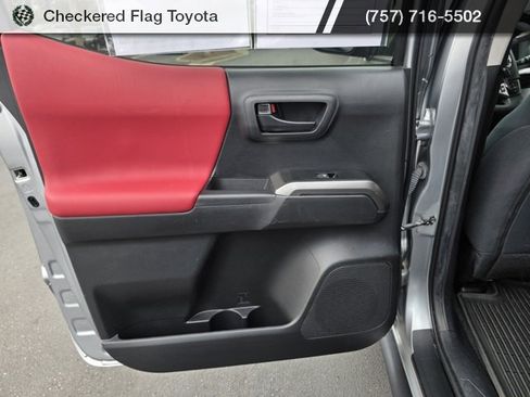 Used 2022 Toyota Tacoma SR5 image 39