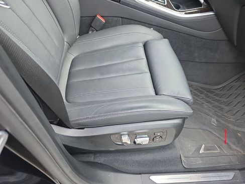 Used 2021 BMW X5 xDrive40i w/ Premium Package AWD/4WD image 12