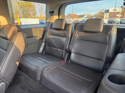Used 2009 Ford Flex Limited AWD/4WD image 7