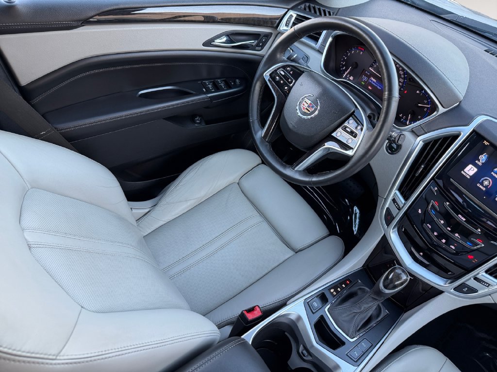 Used 2015 Cadillac SRX Luxury AWD/4WD image 15