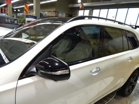 Used 2024 Mercedes-Benz GLS 580 4MATIC w/ Warmth & Comfort Package image 8