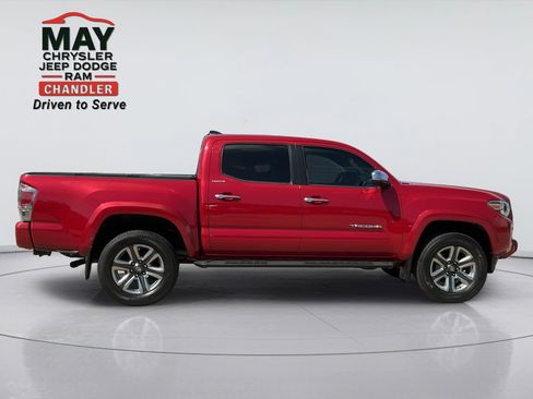Used 2019 Toyota Tacoma Limited RWD image 8