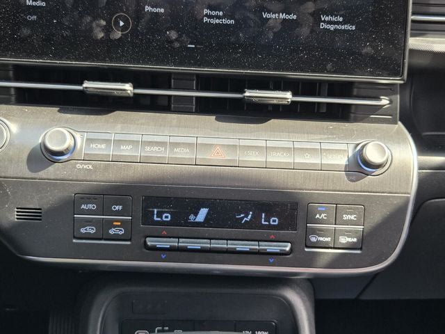 Used 2025 Hyundai Kona SEL FWD image 22