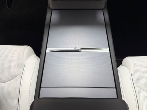 Used 2025 Tesla Model 3 Performance AWD/4WD image 22