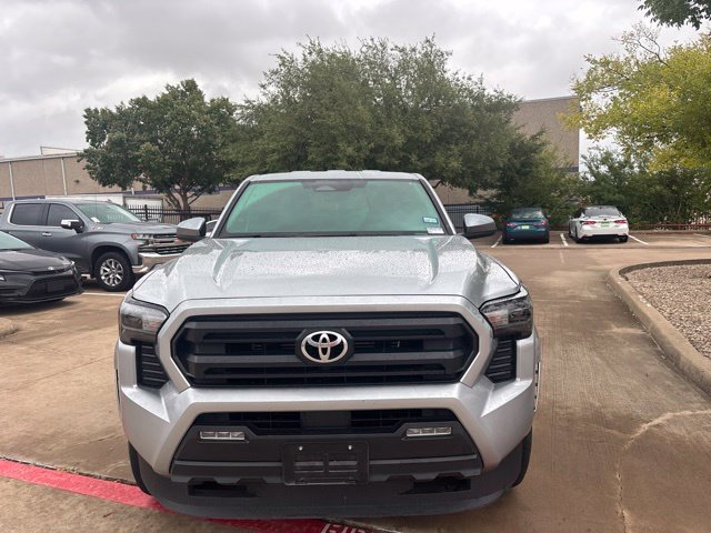 Used 2025 Toyota Tacoma SR5 RWD image 2
