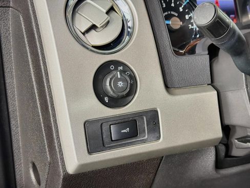 Used 2012 Ford F150 Lariat w/ Lariat Chrome Pkg AWD/4WD image 21