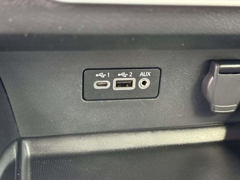 Used 2023 Nissan Altima 2.5 SV image 8