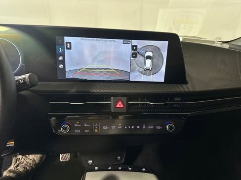 Used 2022 Kia EV6 GT-Line w/ GT-Line Suede Seat Package image 22