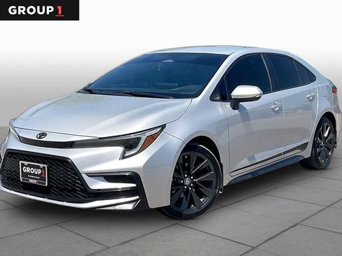Used 2023 Toyota Corolla SE FWD image 1