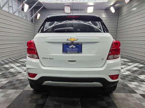 Used 2020 Chevrolet Trax LT w/ LT Convenience Package AWD/4WD image 6