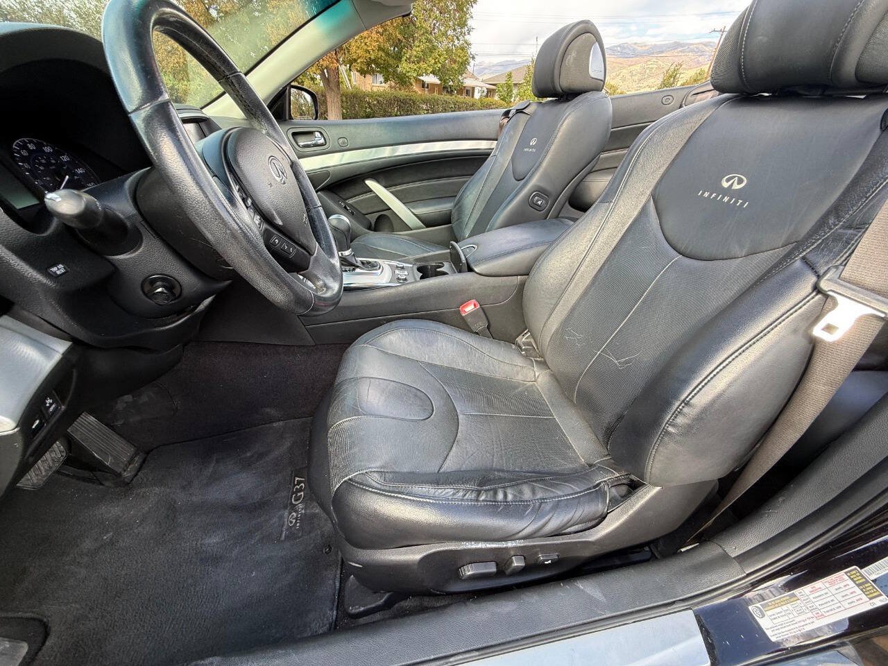 Used 2013 INFINITI G37 Convertible w/ Premium Pkg RWD image 19