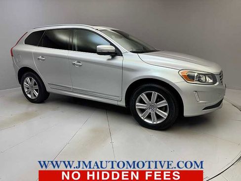 Used 2016 Volvo XC60 T6 w/ Proximity Package image 7