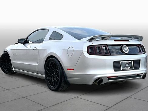 Used 2013 Ford Mustang GT image 12