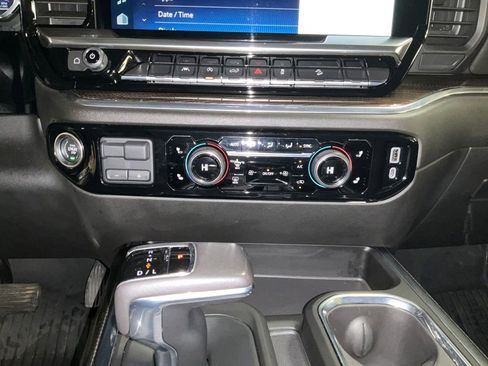 Certified 2022 Chevrolet Silverado 1500 RST image 19