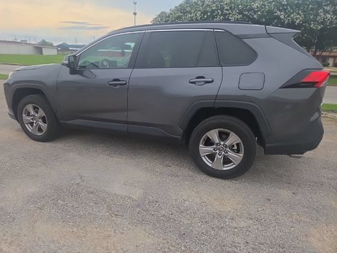 Used 2023 Toyota RAV4 XLE w/ Convenience Package FWD image 8