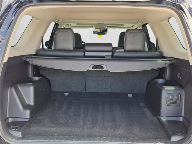 Used 2024 Toyota 4Runner Limited AWD/4WD image 6
