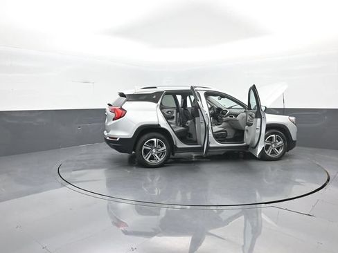 Used 2019 GMC Terrain SLT w/ Preferred Package AWD/4WD image 34
