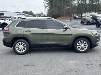 Used 2019 Jeep Cherokee Latitude w/ Popular Appearance Group video 2