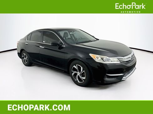 Used 2017 Honda Accord LX image 1