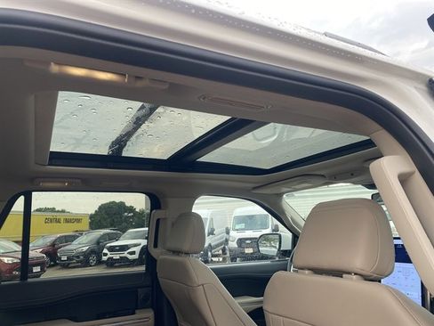 Used 2024 Ford Expedition Max Limited AWD/4WD image 13