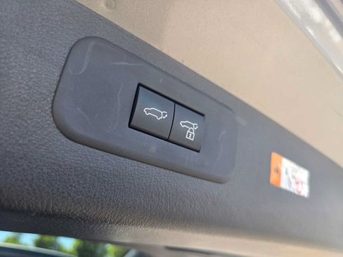 Used 2025 Lexus TX 500h AWD w/ Technology Package image 16