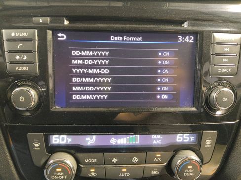 Used 2020 Nissan Rogue Sport SV w/ All-Weather Package FWD image 25