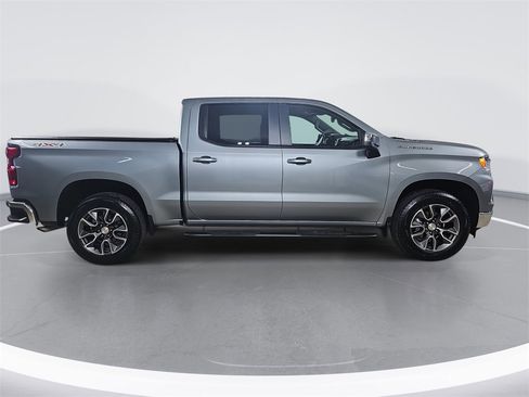 Certified 2025 Chevrolet Silverado 1500 LT image 2