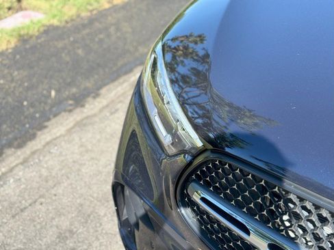 Used 2024 Mercedes-Benz GLC 300 4MATIC image 16