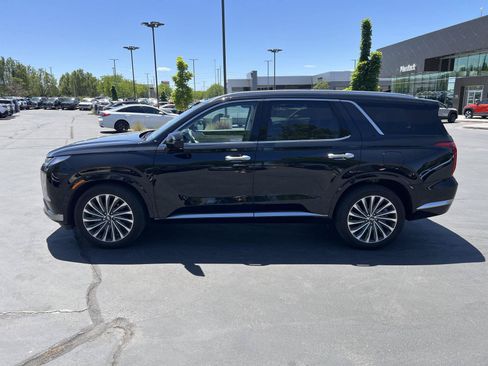 Certified 2025 Hyundai Palisade Calligraphy AWD/4WD image 12