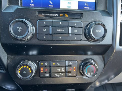 Used 2021 Ford F250 XLT w/ XLT Premium Package image 21