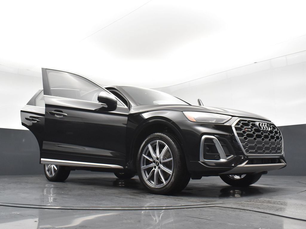 Used 2023 Audi SQ5 Premium Plus w/ Premium Plus Package AWD/4WD image 29
