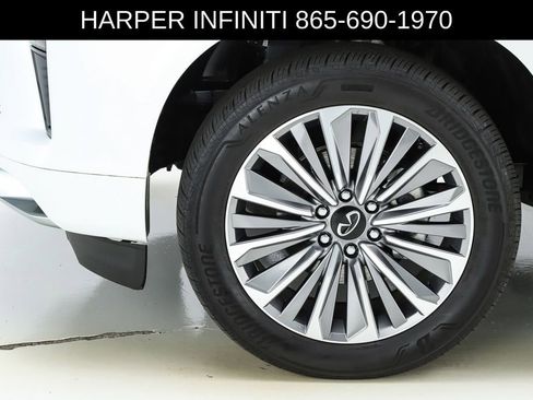 Used 2025 INFINITI QX80 Sensory AWD/4WD image 46