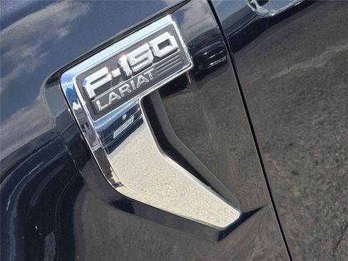 Used 2021 Ford F150 Lariat w/ Equipment Group 502A High AWD/4WD image 12